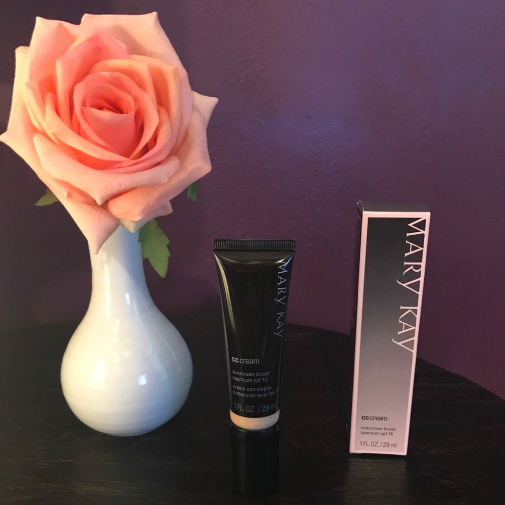Mary Kay CC Cream - Very Light